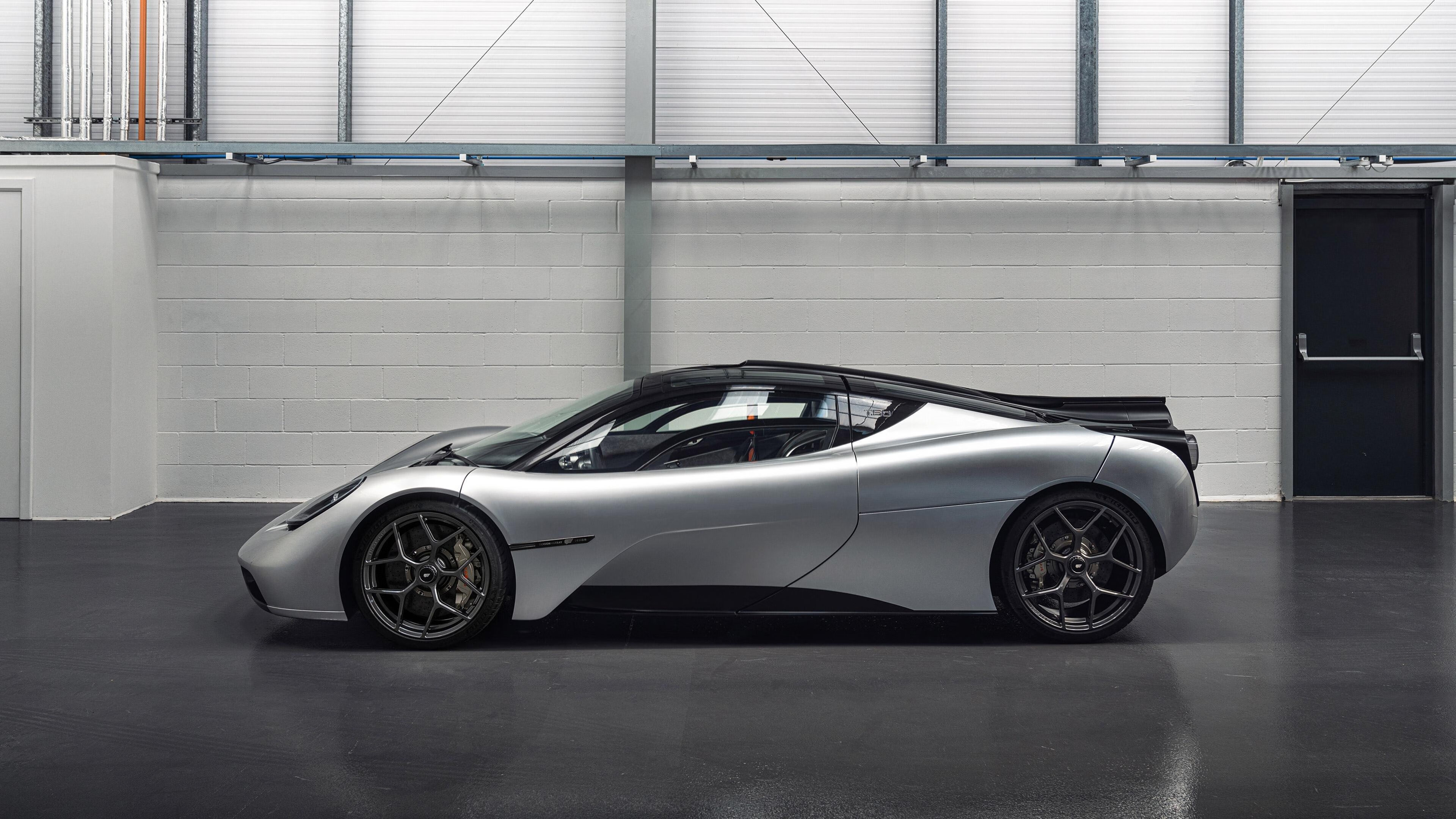 _跨界运动+戏剧：演绎运动之美的艺术之旅_，戏曲跨界节目