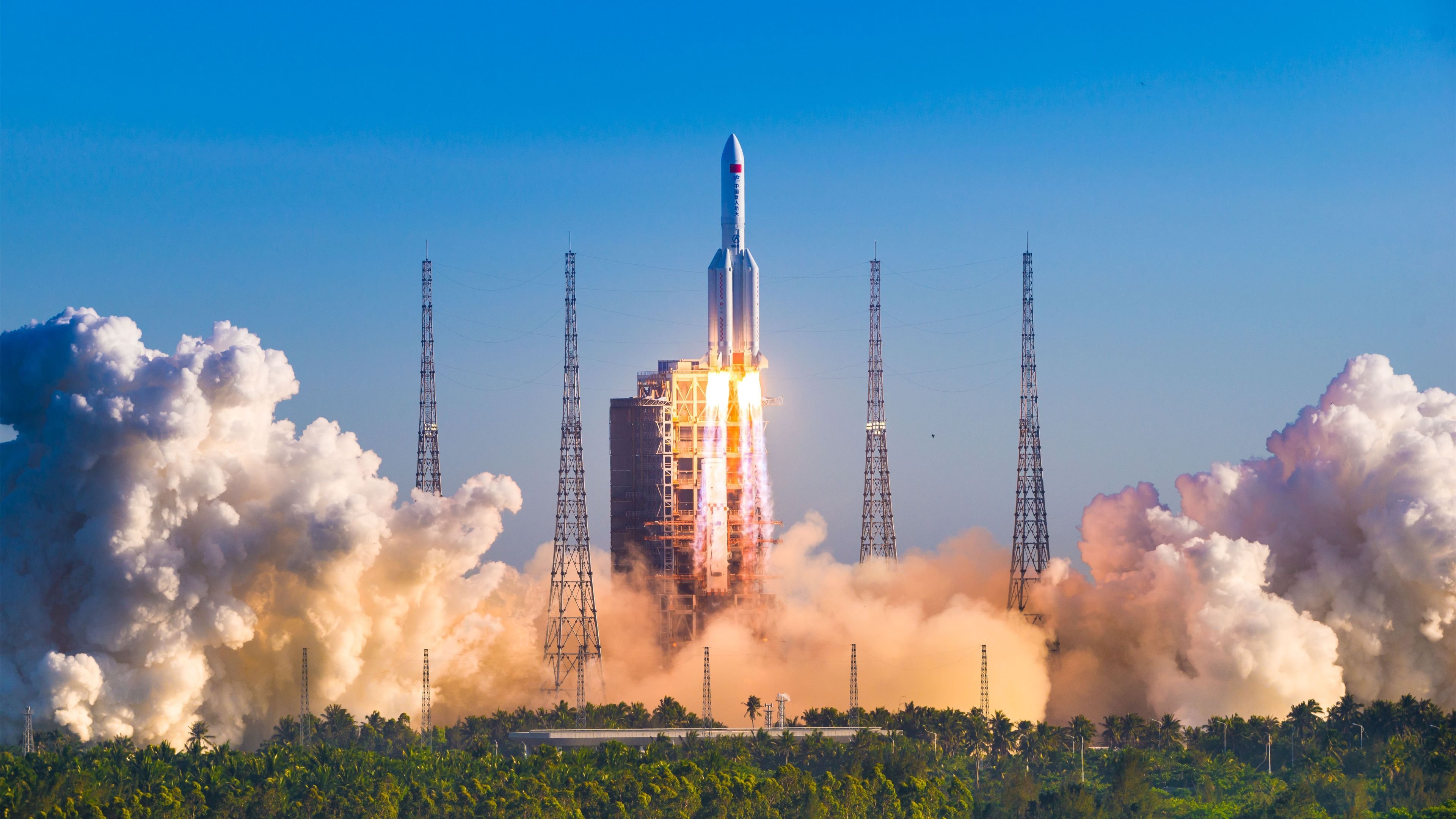 马德里竞技守住主场优势,保持在西甲前列,马德里竞技队官方网站